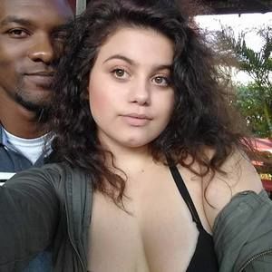 Meet your Posher, Claire